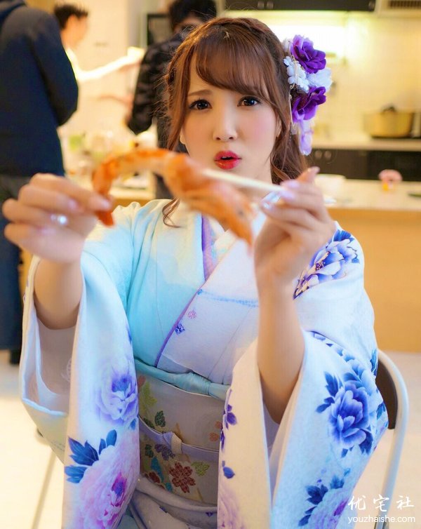 <br />
<b>Warning</b>:  array_search() expects parameter 2 to be array, boolean gi