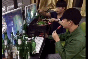 叼飞盘啥意思，狗叼飞盘的动作描写